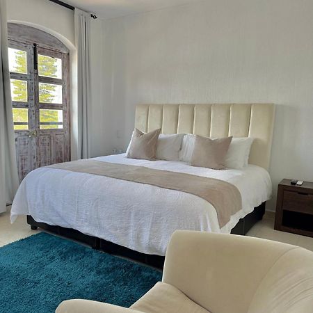 Suite Los Angeles تيكوزاوتلا المظهر الخارجي الصورة